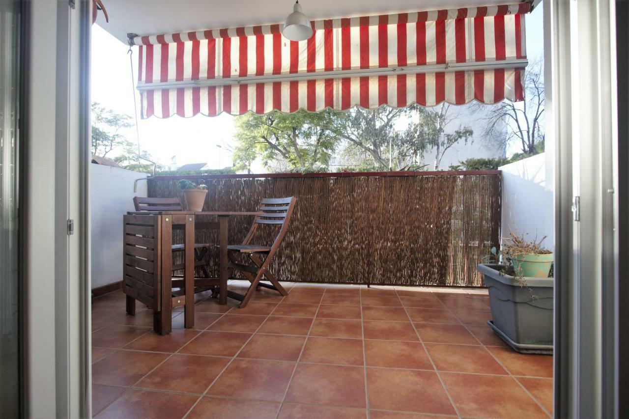 Bonito Apart. Con Parking Y Piscina Mairena del Aljarafe Exteriör bild