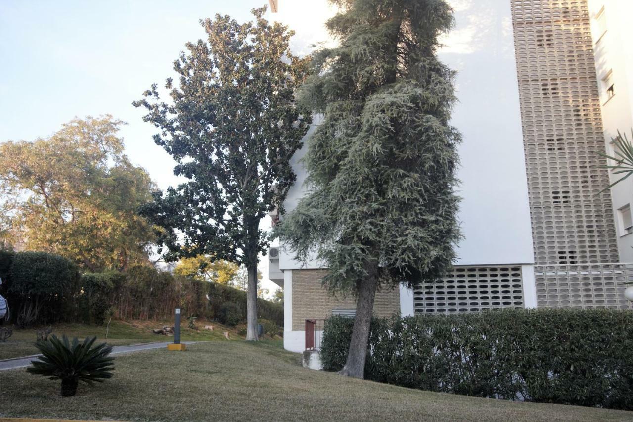 Bonito Apart. Con Parking Y Piscina Mairena del Aljarafe Exteriör bild