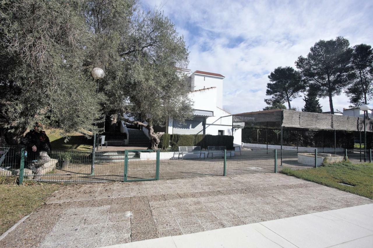 Bonito Apart. Con Parking Y Piscina Mairena del Aljarafe Exteriör bild
